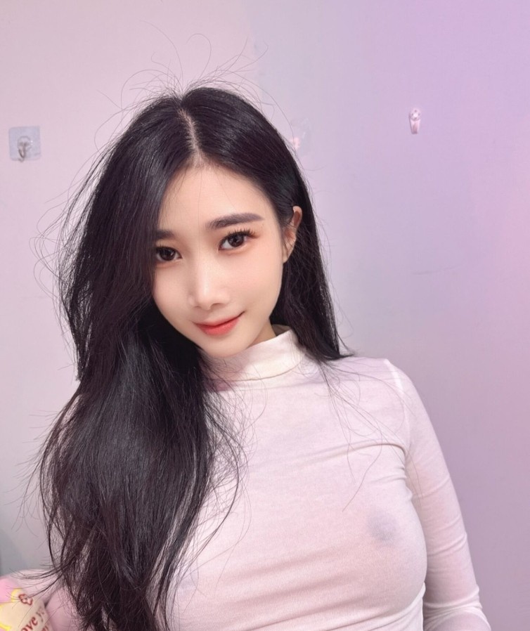长腿模特淑月