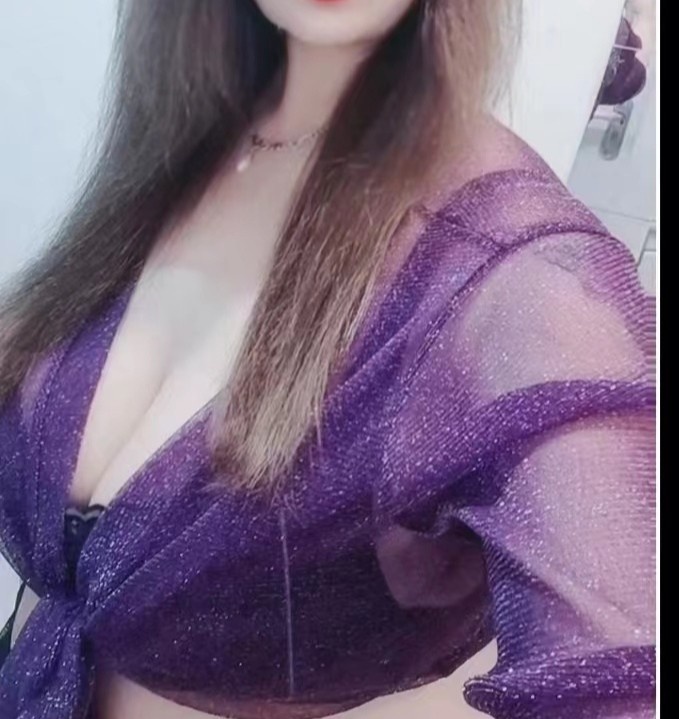 长白街巨乳少妇