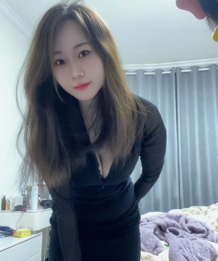 普陀区大奶彤彤