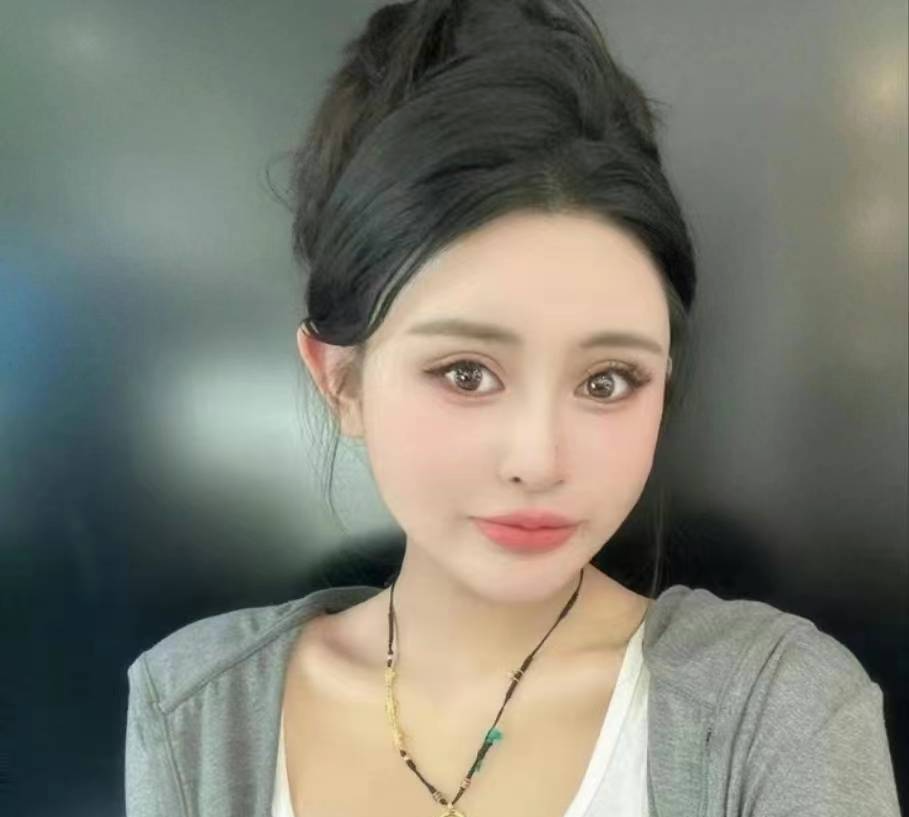 美女姐姐潞潞