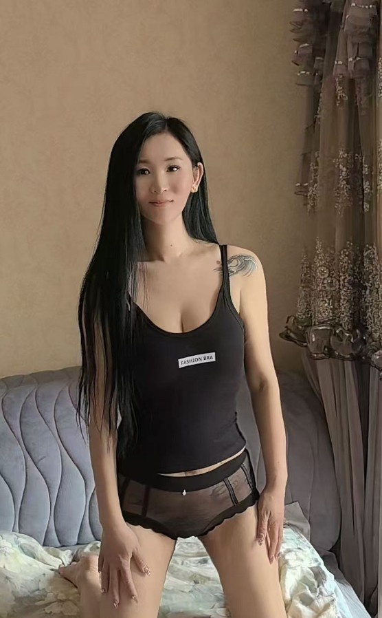 苗条长腿楼凤
