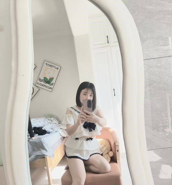 汉口大胸可爱老师