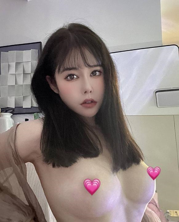 越秀F豪乳萱萱