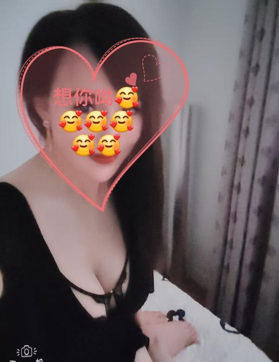姑苏城娇小气质少妇