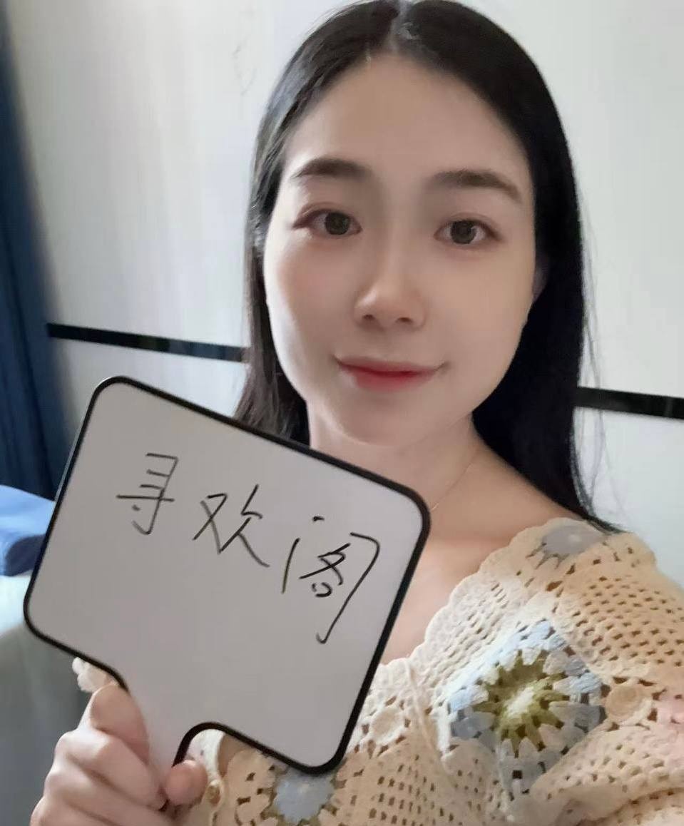 宝安小颖抓龙筋小妹