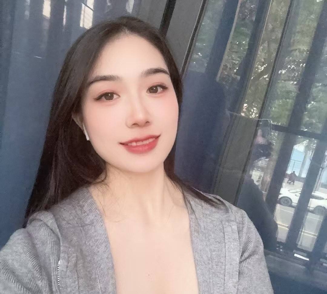 宝安小颖抓龙筋小妹