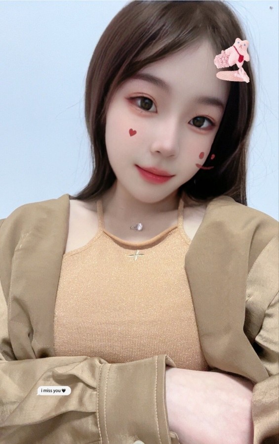 D-cup学生妹甜甜