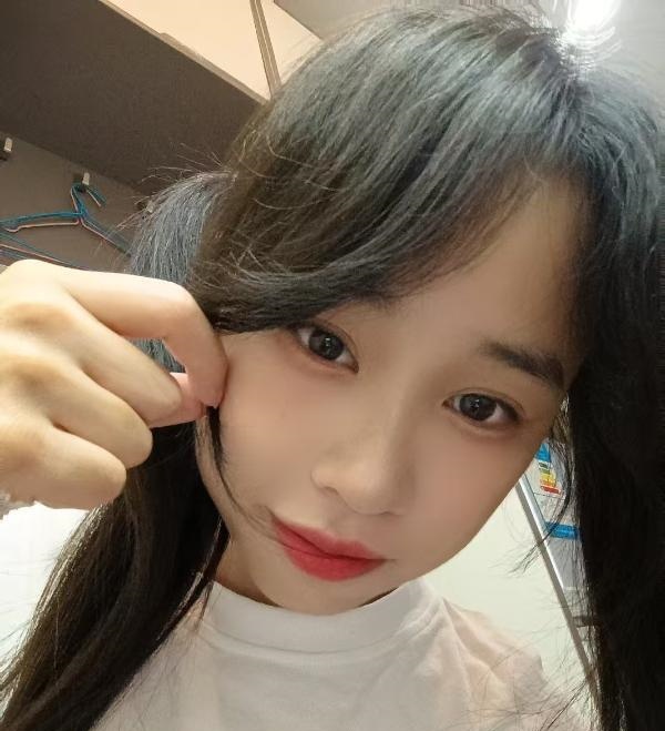 海珠萝莉妹