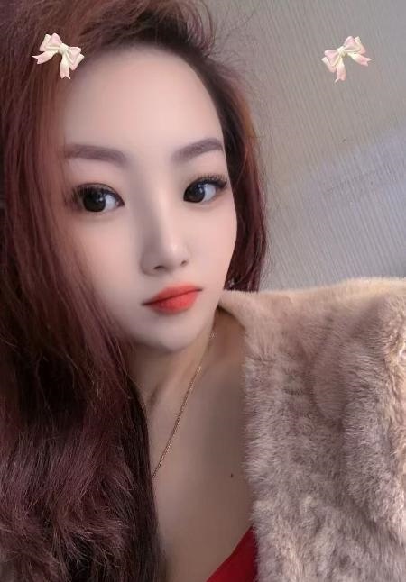 双飞两骚妇