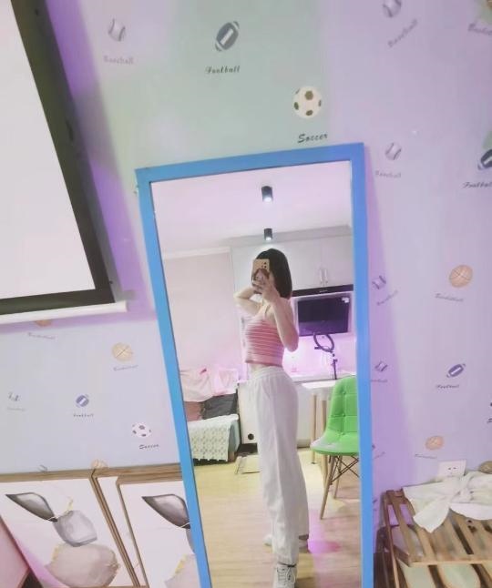 良家温柔小姐姐