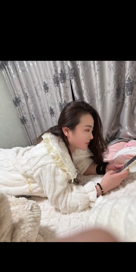在艹小葡萄