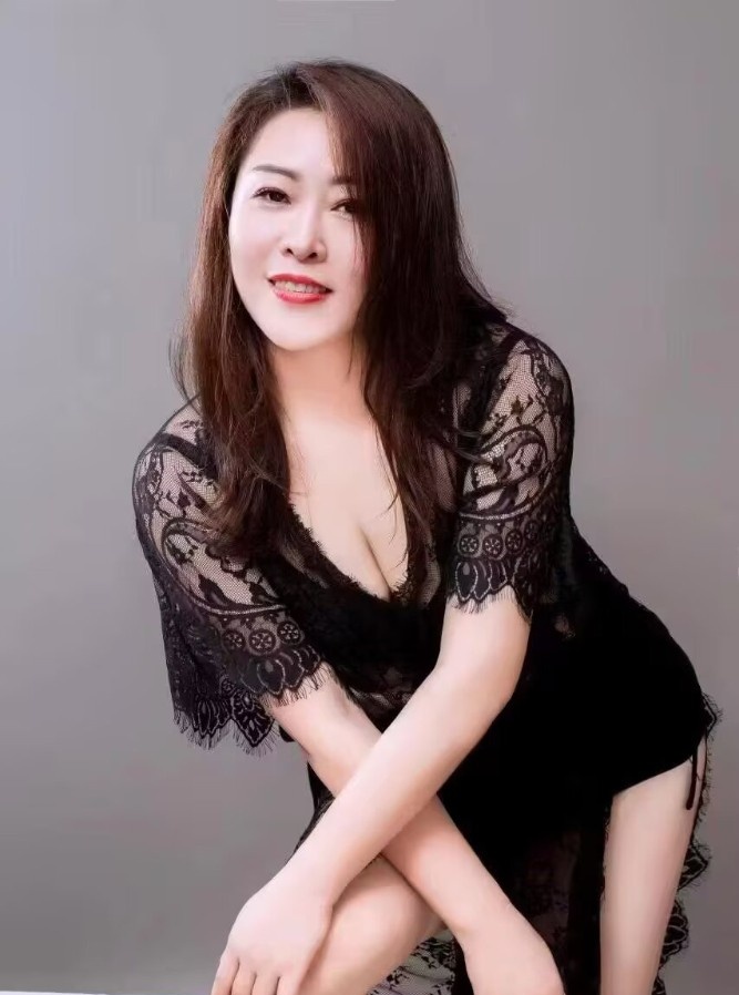 宝安灵芝少妇