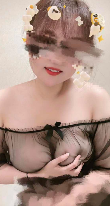 D杯妹子