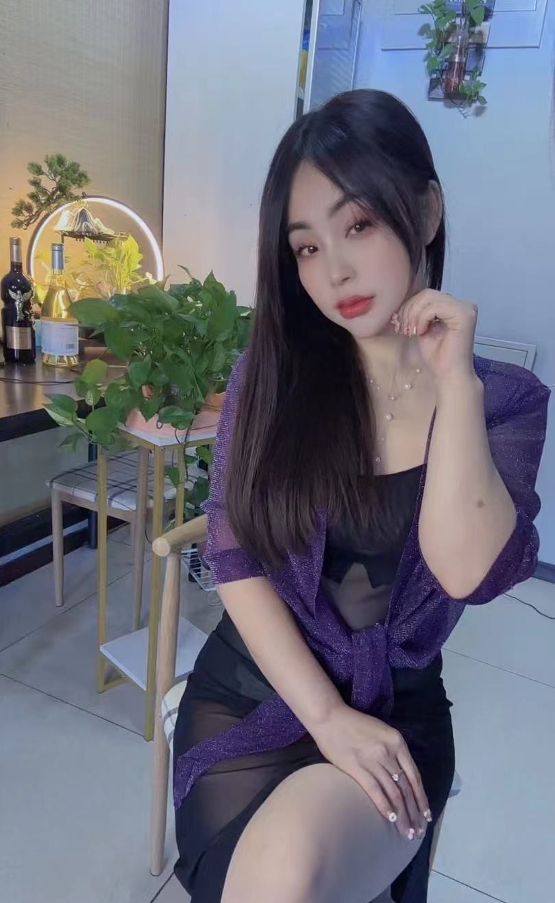 风骚的汉堡妹妹