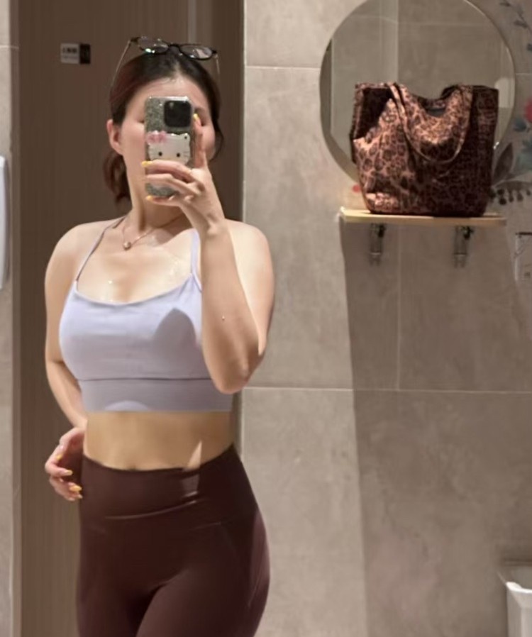 骚货大奶美美