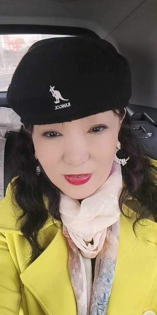 双飞巨臀母女花