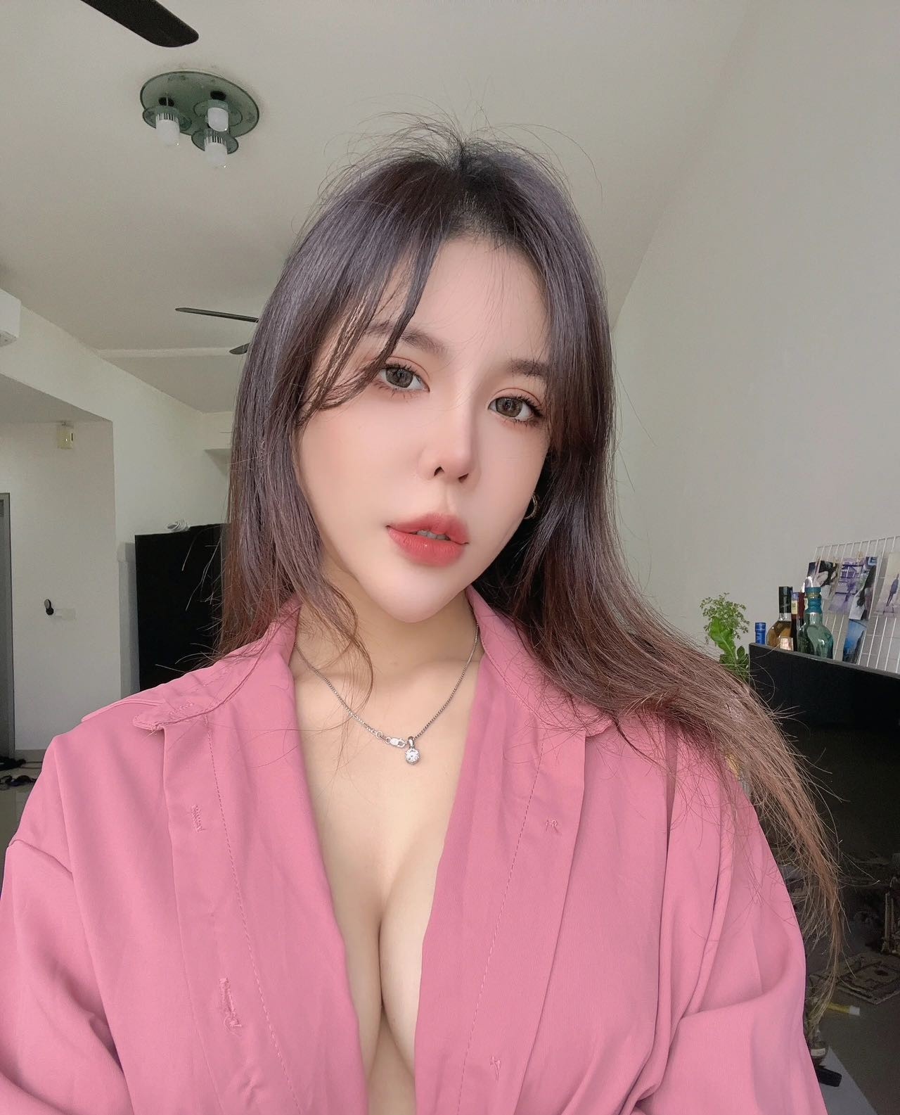 大奶网红脸
