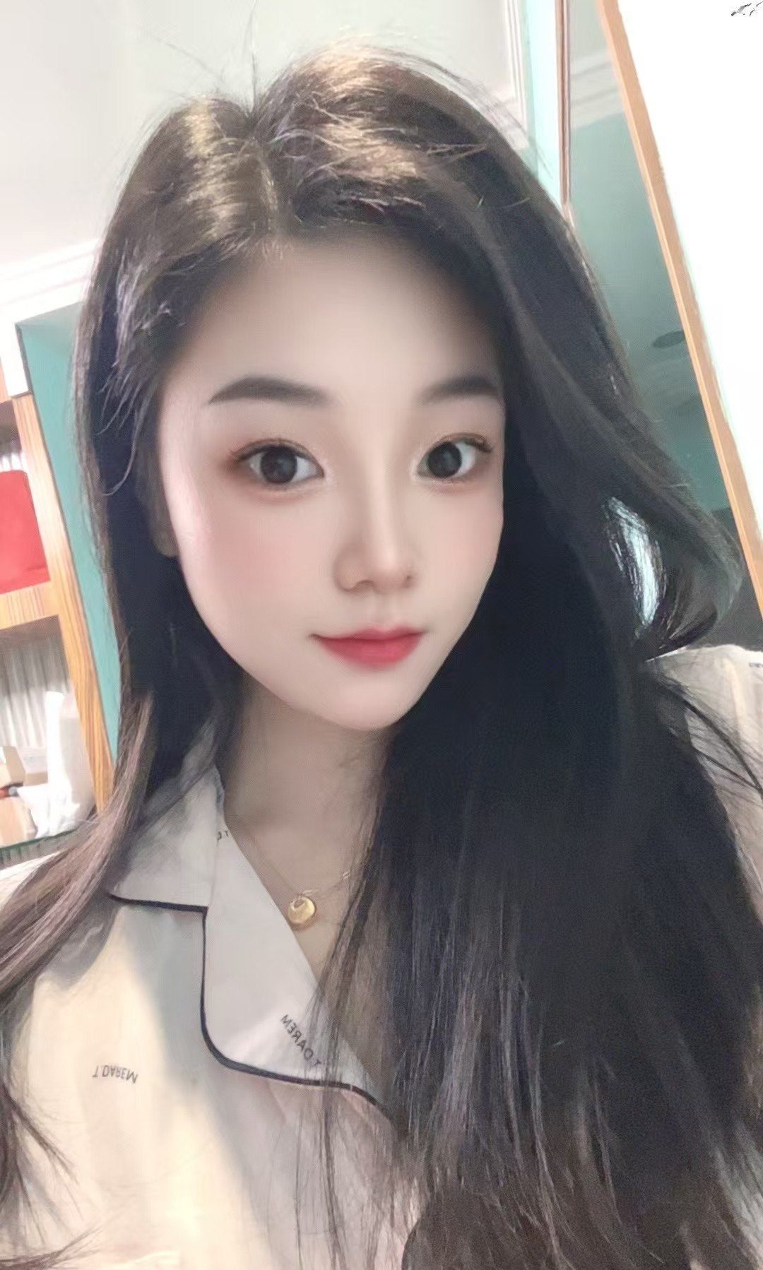 性感腿模小辣椒