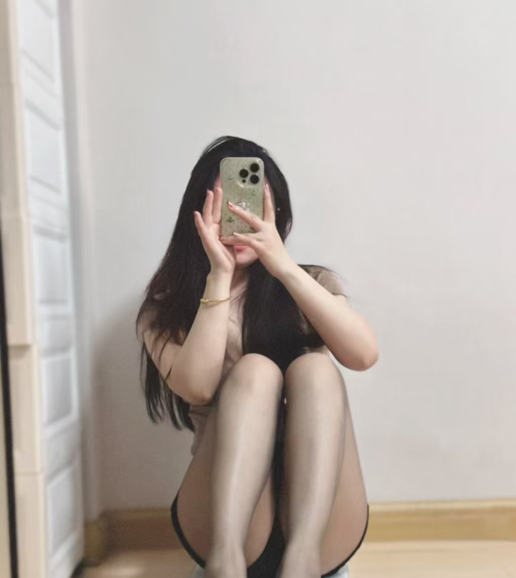 小家碧玉美娇娘