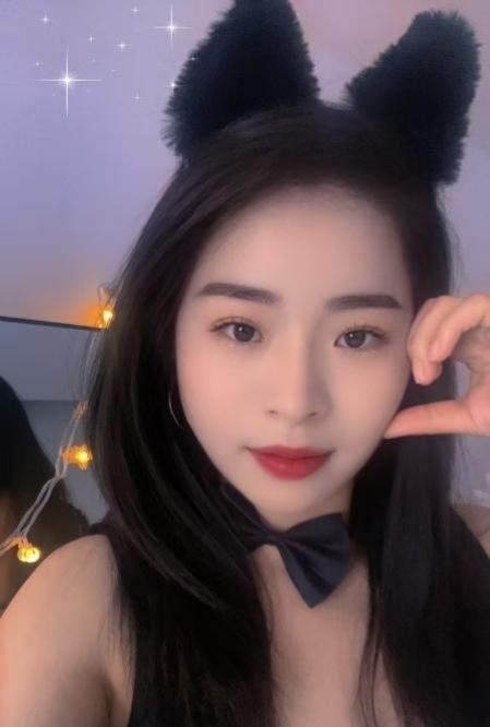 三亚大胸美少妇