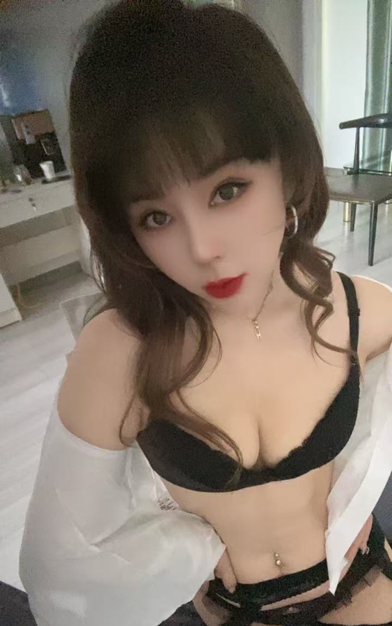 丰满热辣媚娘