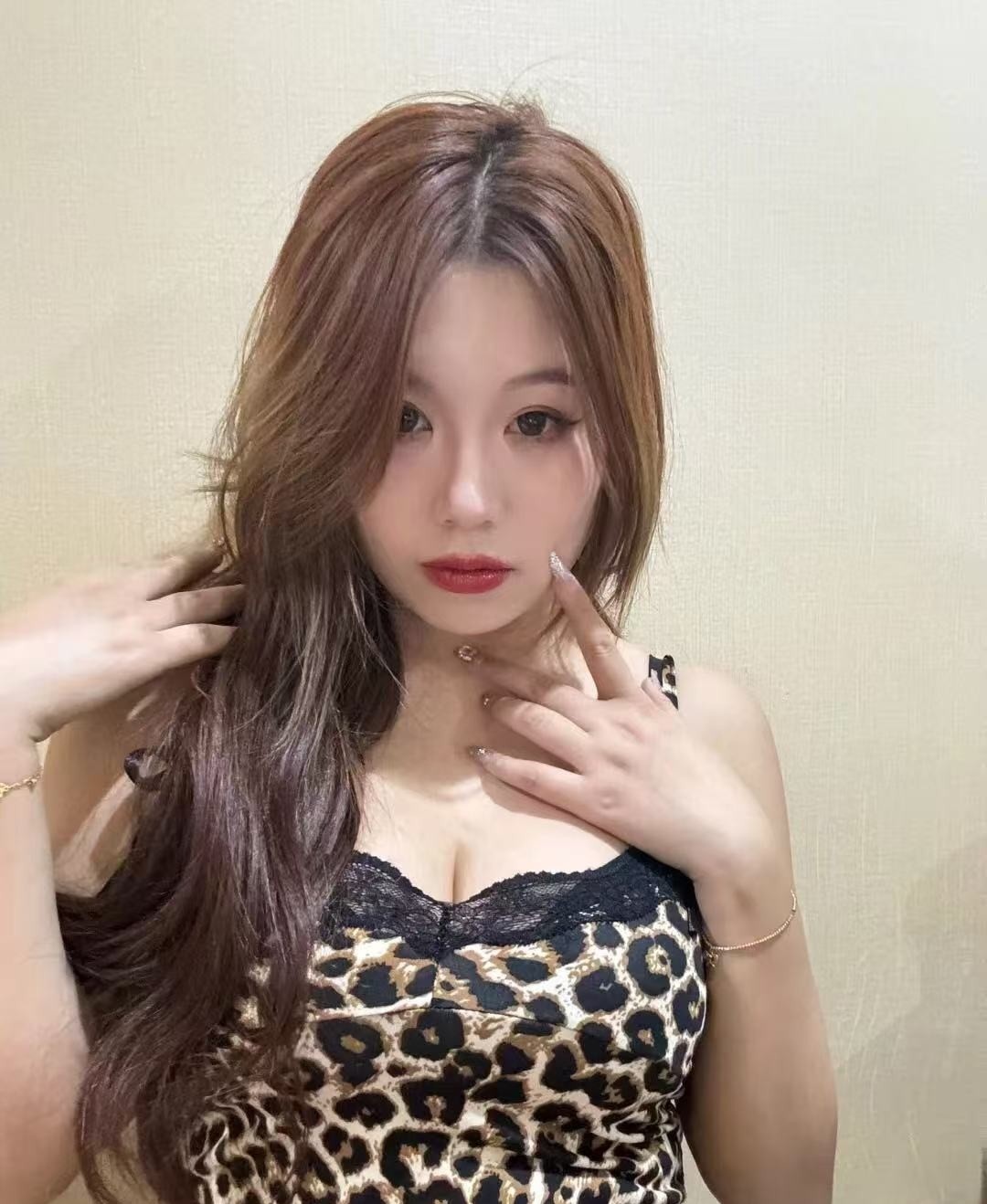 颜值大奶佳佳