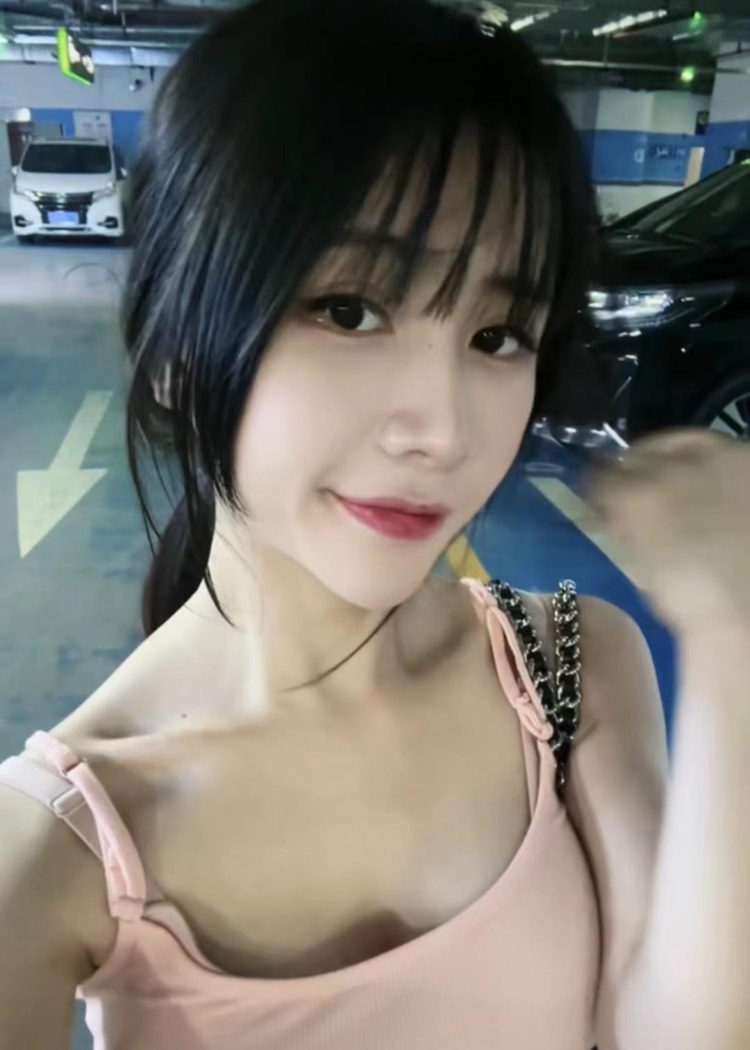 颜值女友kiki