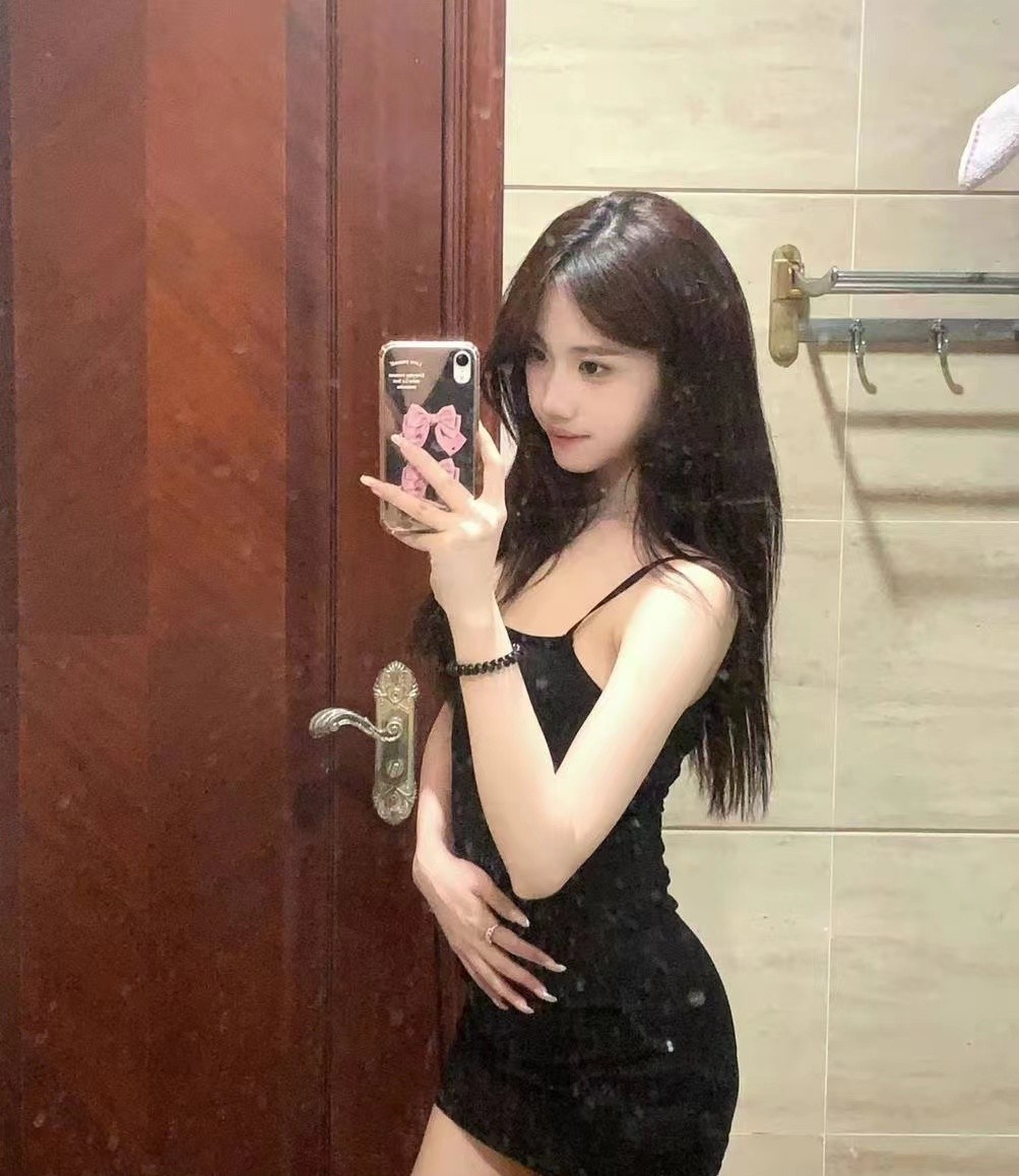 翘臀奶糖妹妹