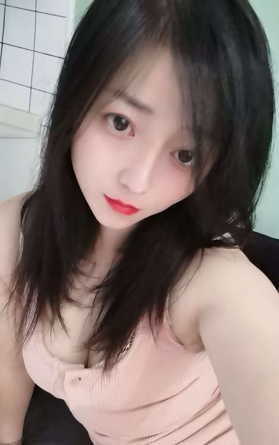 三通小姐姐西西