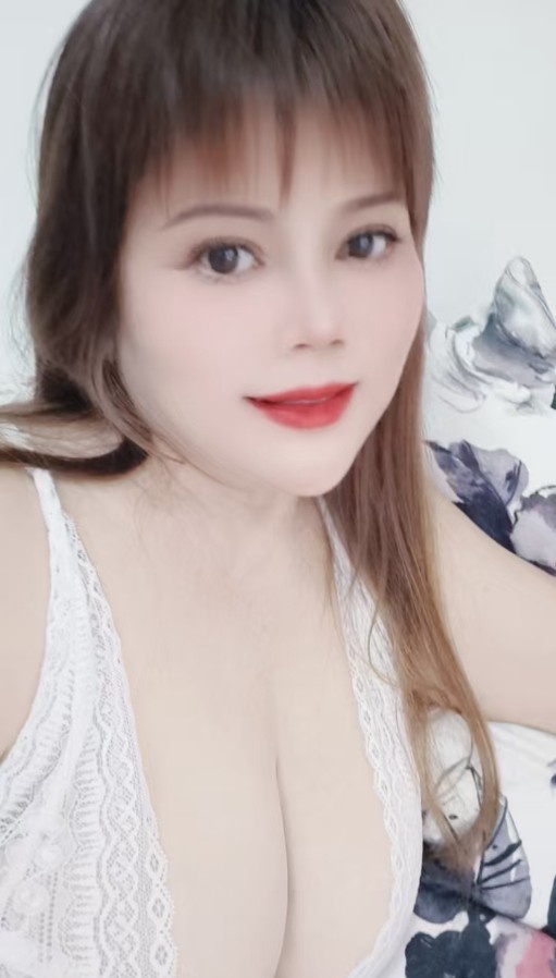 坦洲喷水姐