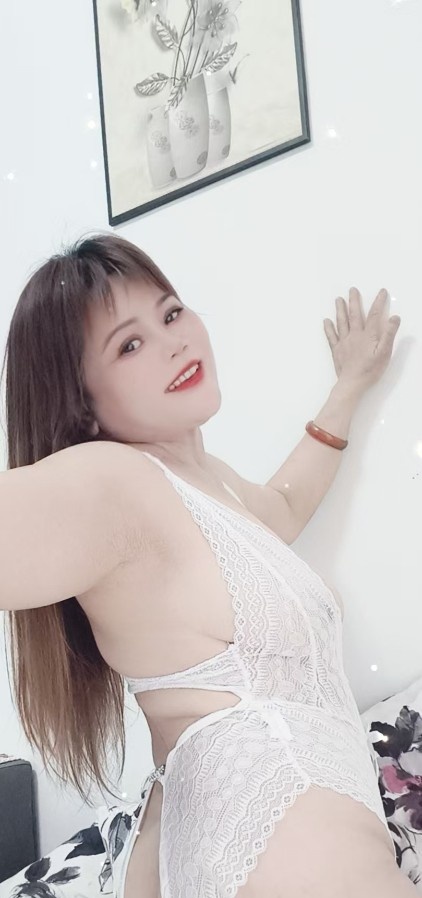 坦洲喷水姐