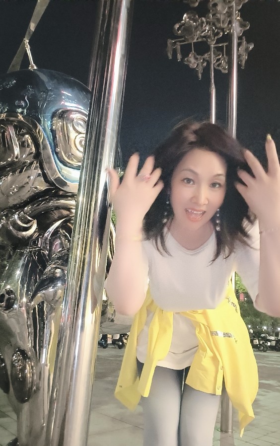 杭州丰乳肥臀少妇
