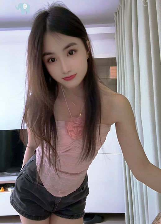 肤白貌美抓龙筋