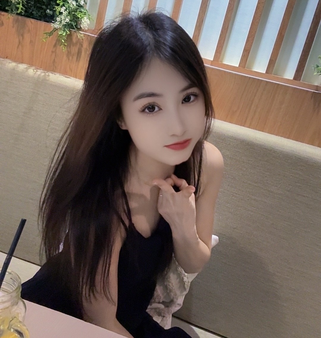 肤白貌美抓龙筋