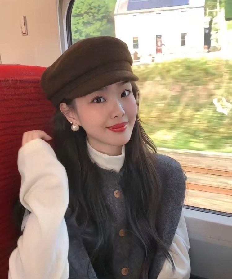 胸大屁股大的人妻
