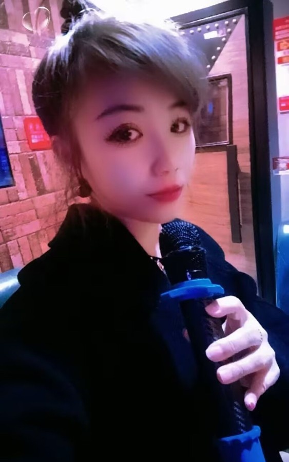石景山小姐姐