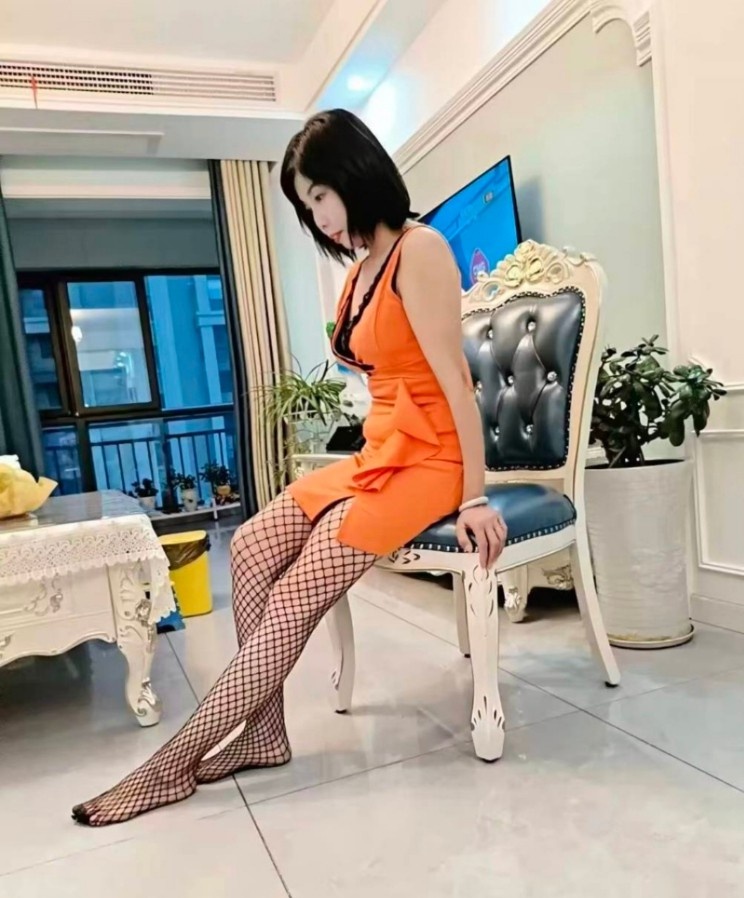 瑶海情人般大奶姐姐