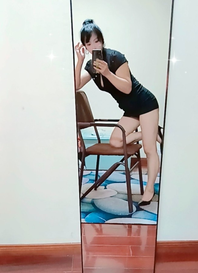 马群泄火君君