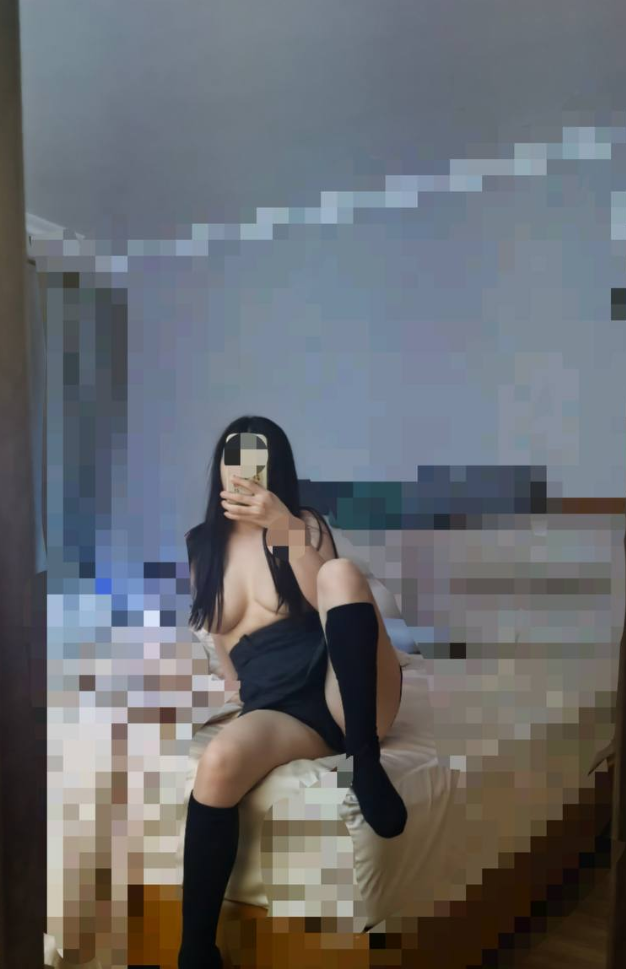 人美活骚白皙小姐姐