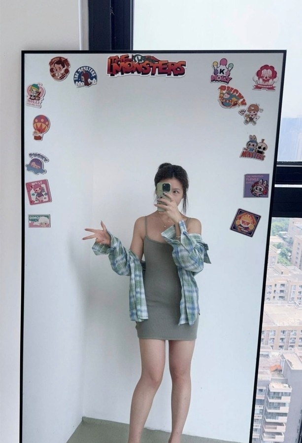 成都南门嫩妹白虎耍的开