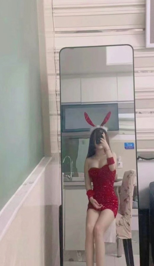 芙蓉出水少妇玲珑