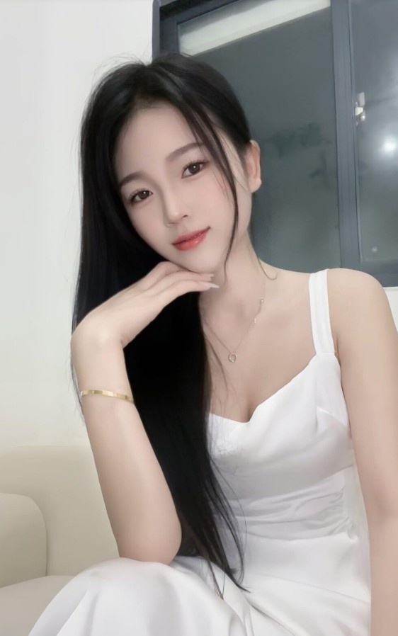 西湖丰满肥臀少妇