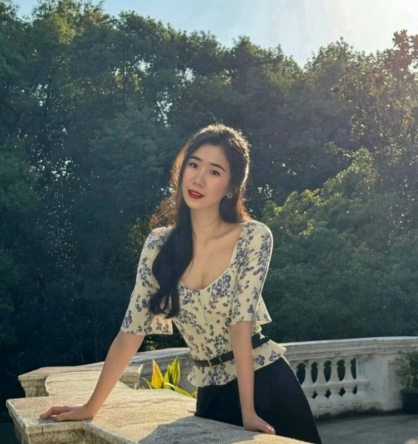 小水会跳舞调情