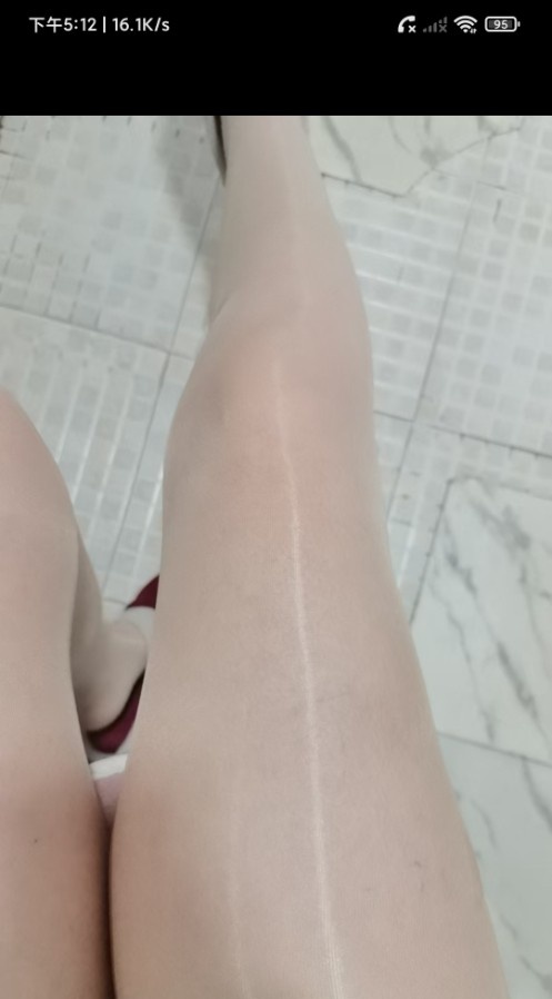 丰满诱人肥臀