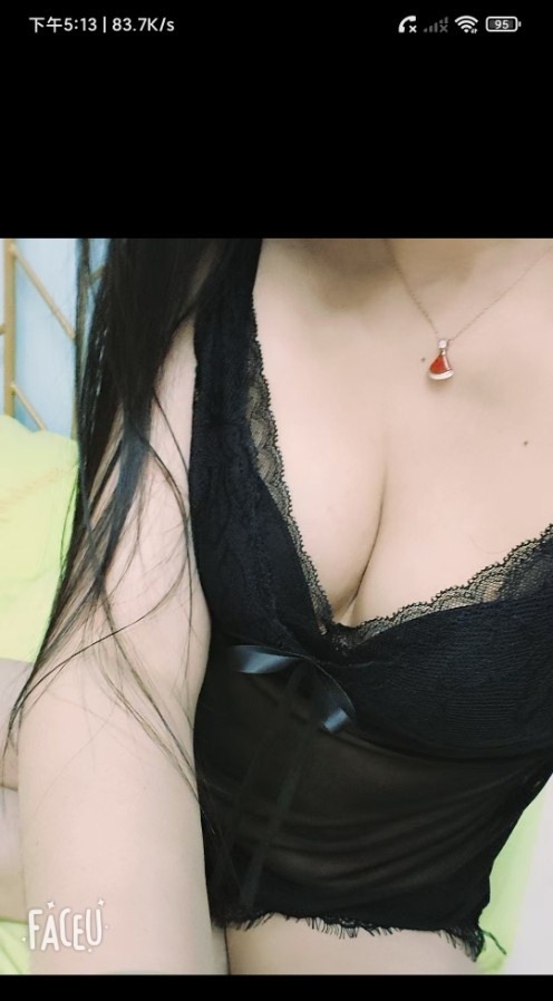 丰满诱人肥臀