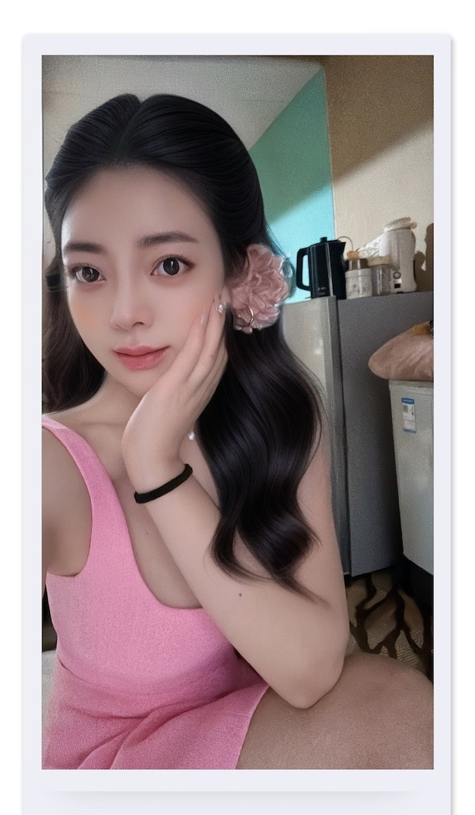 肤白颜值柒柒