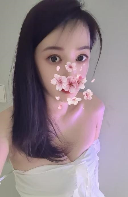 成都姐妹花依灵儿
