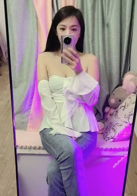成都姐妹花依灵儿