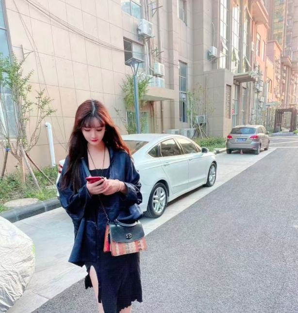 苏月小美女
