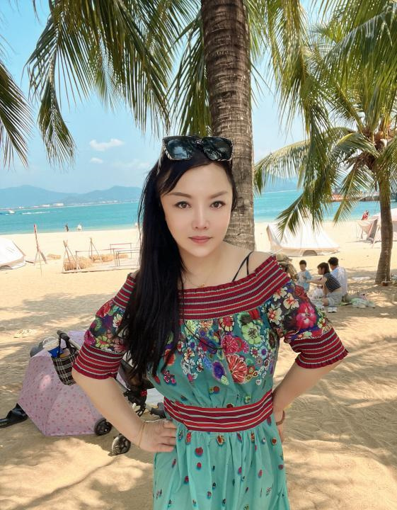 武昌大奶小姐姐